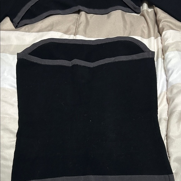 2 pc Guess Black Shrug Sweater and Tube Top with Gray Trim - Picture 3 of 6